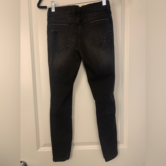 Vervet Black Mid Rise Distressed Legging Jeans with Button-Up Fly, Size 24 - Picture 8 of 11